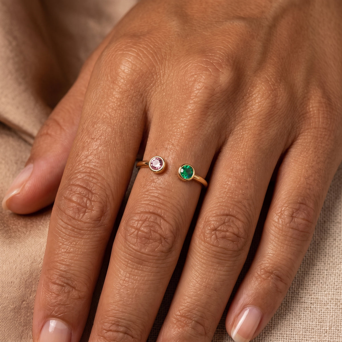 Adjustable BirthStone Ring "Cove"